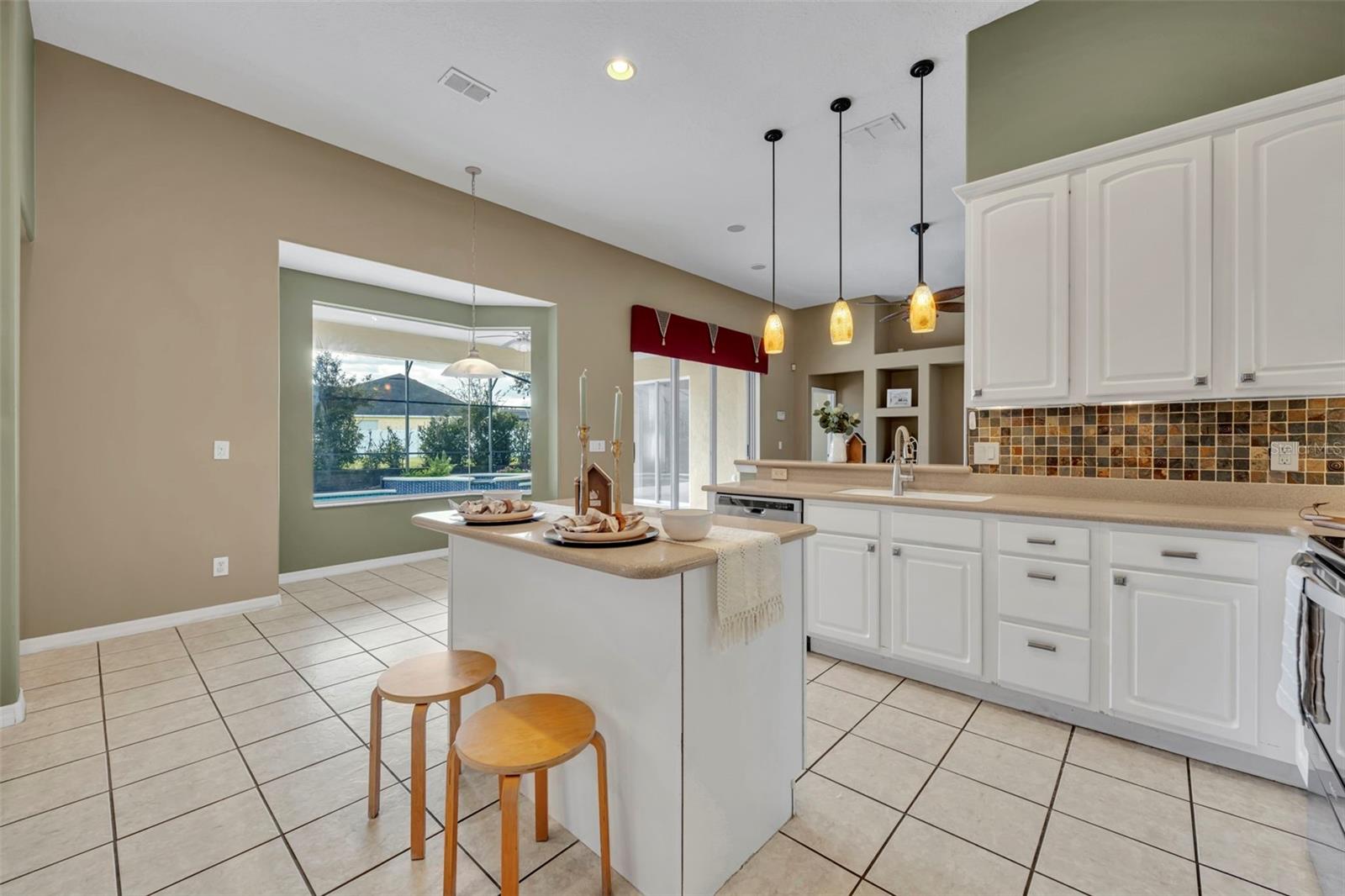 345 ROYAL LIVERPOOL LN, ORLANDO, FL, 32828