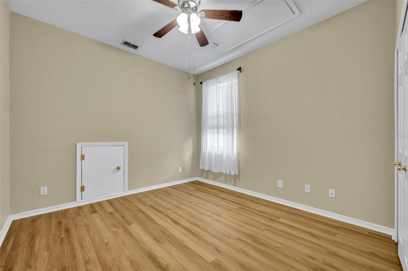 345 ROYAL LIVERPOOL LN, ORLANDO, FL, 32828