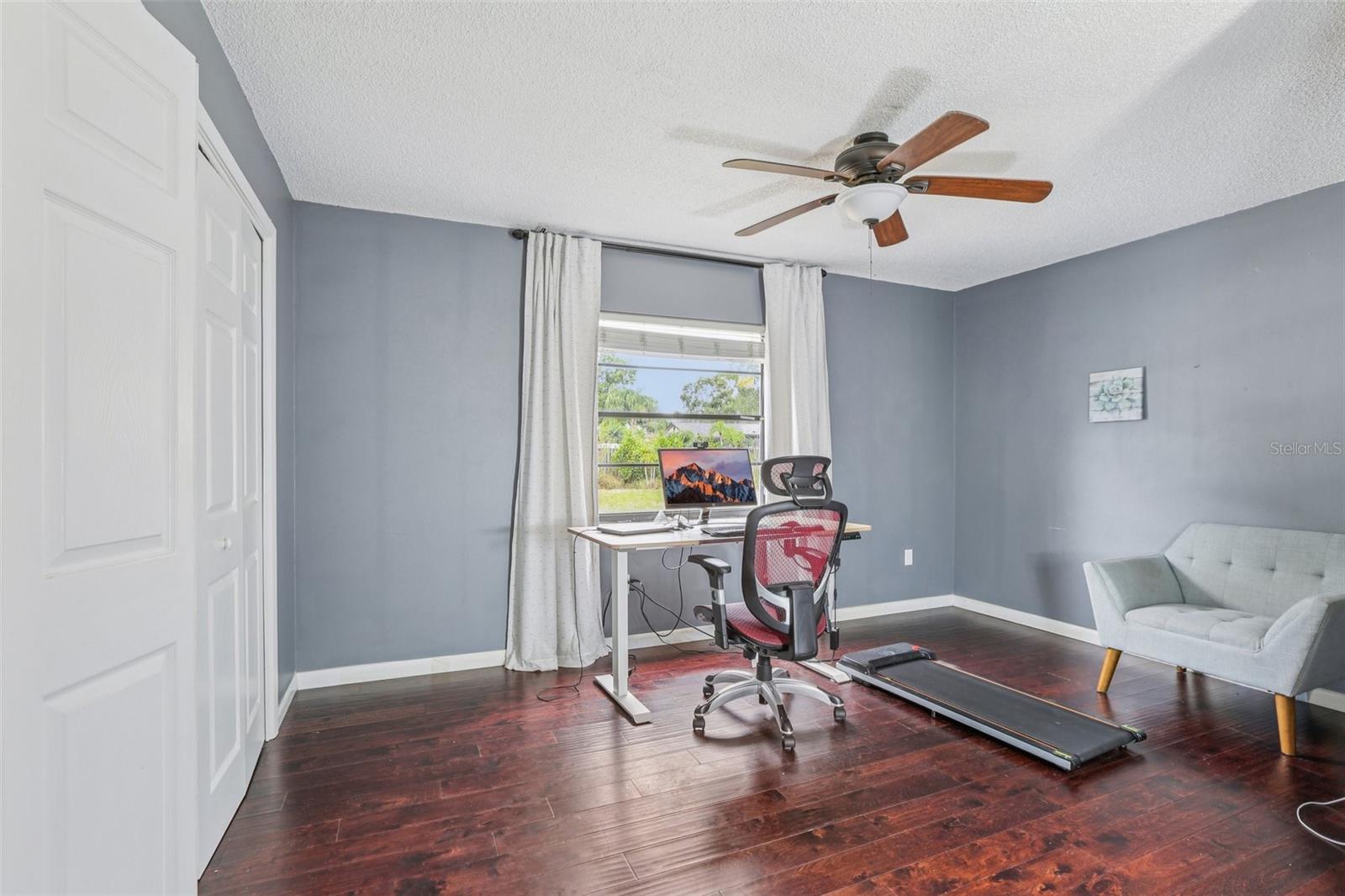 1203 BEACON HILL DR, TAMPA, FL, 33613