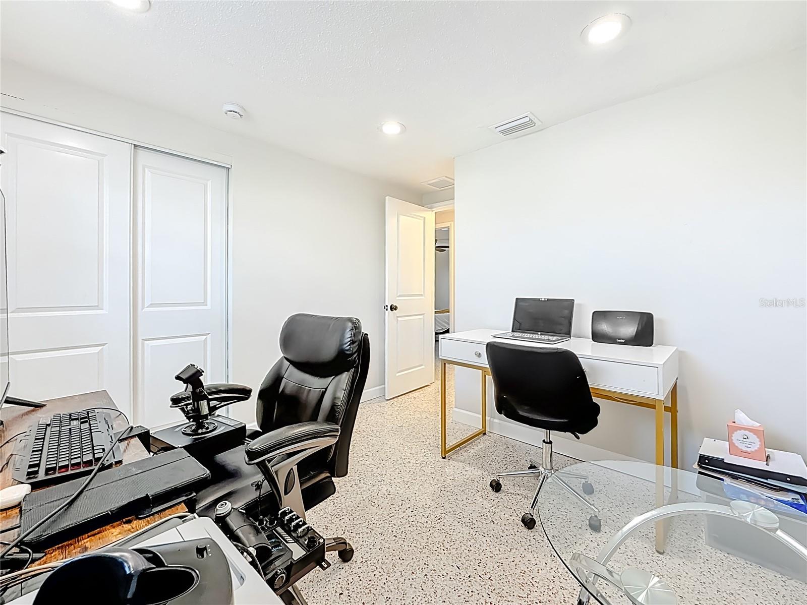 Third bedroom/ Office