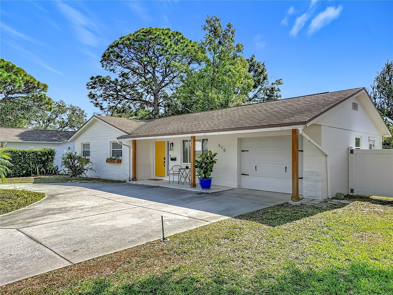 Ranch style house- 3 bedrooms, 2 baths, 1 car garage