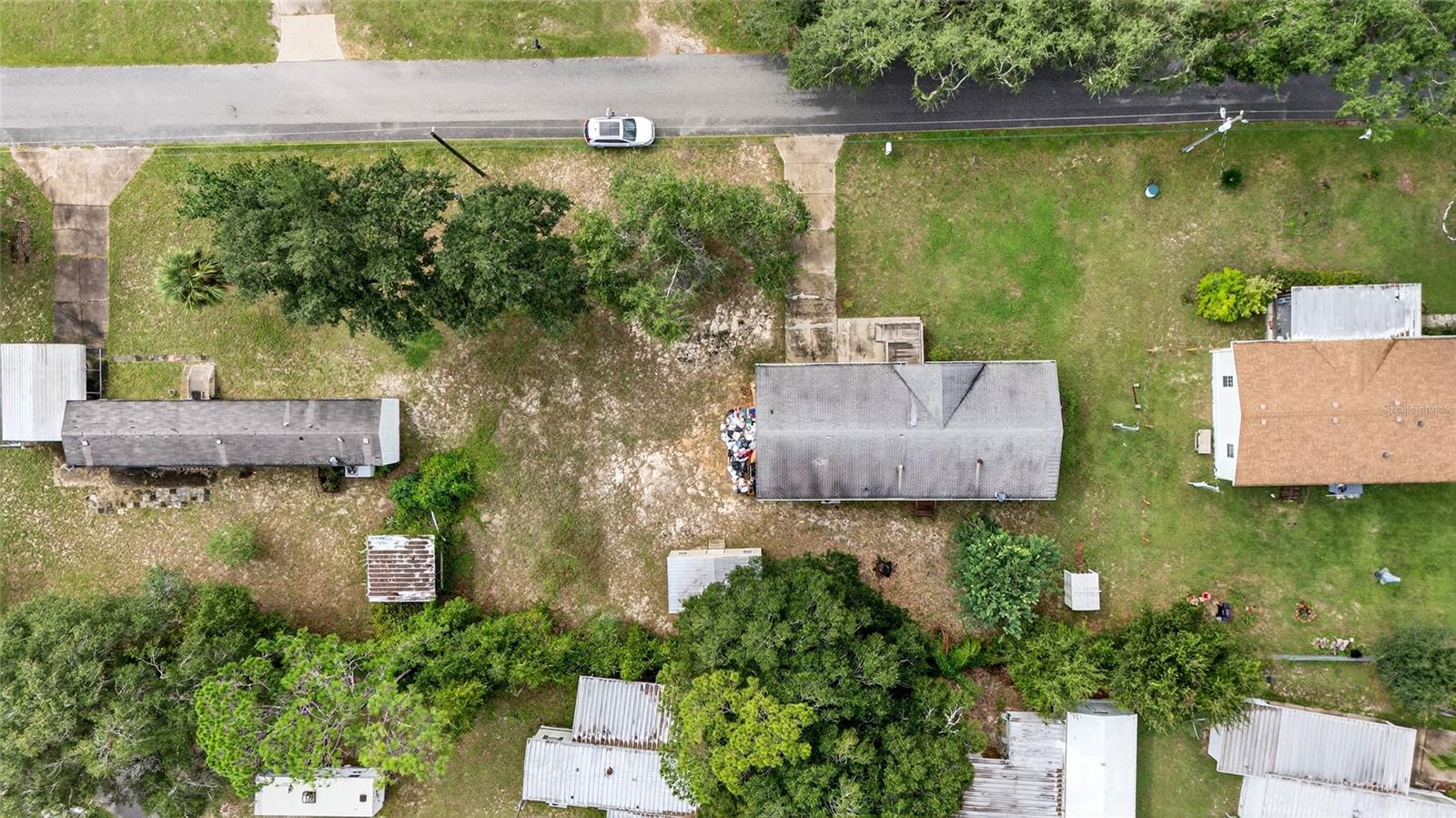 413 QUAIL ST, LADY LAKE, FL, 32159