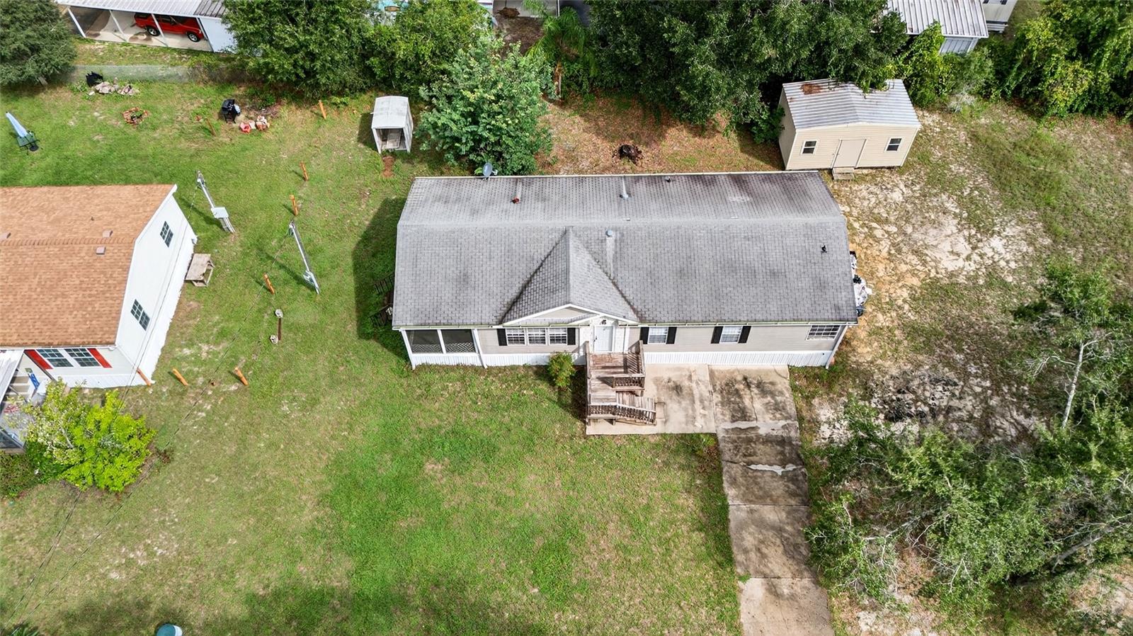 413 QUAIL ST, LADY LAKE, FL, 32159