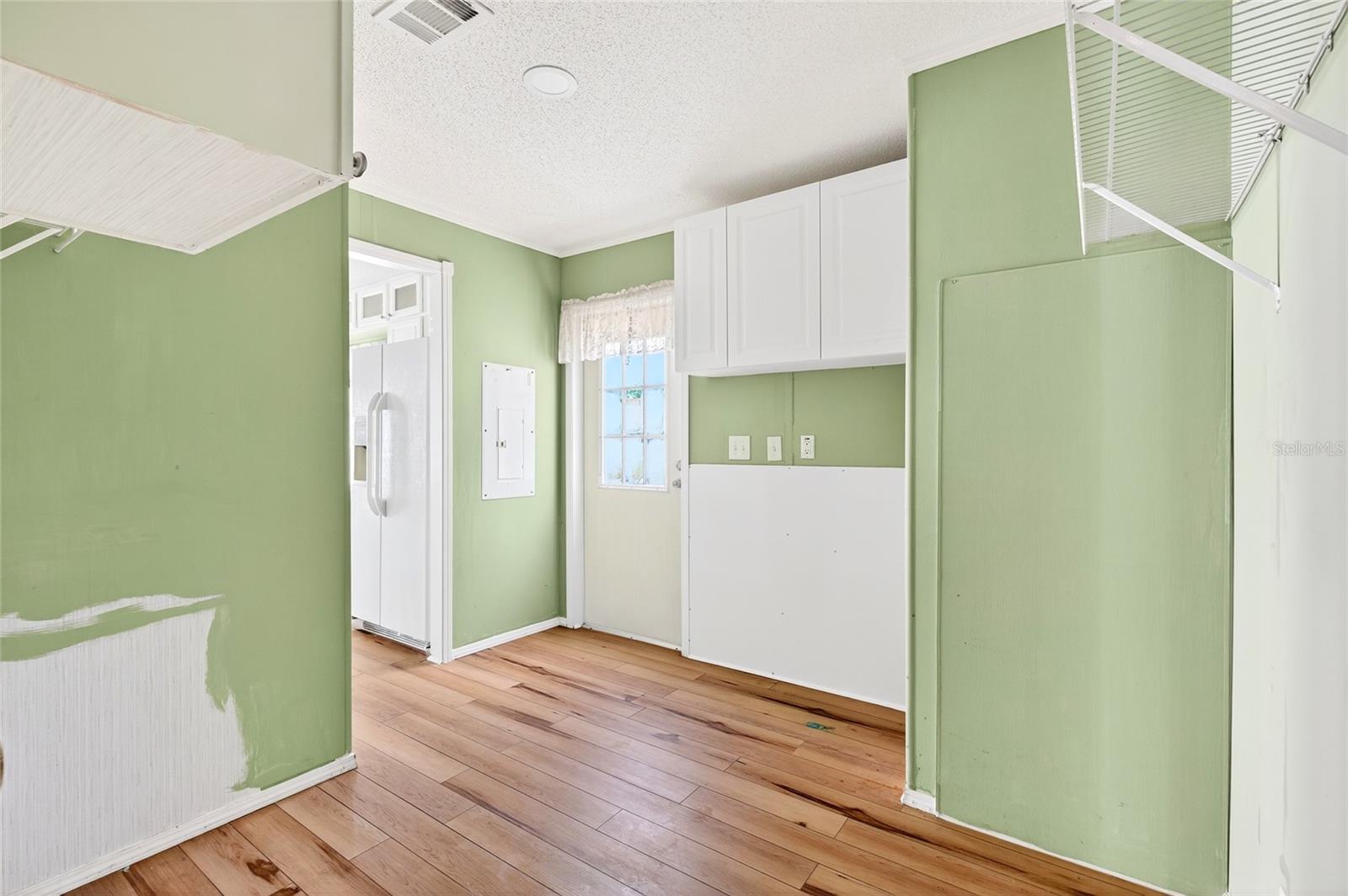 413 QUAIL ST, LADY LAKE, FL, 32159