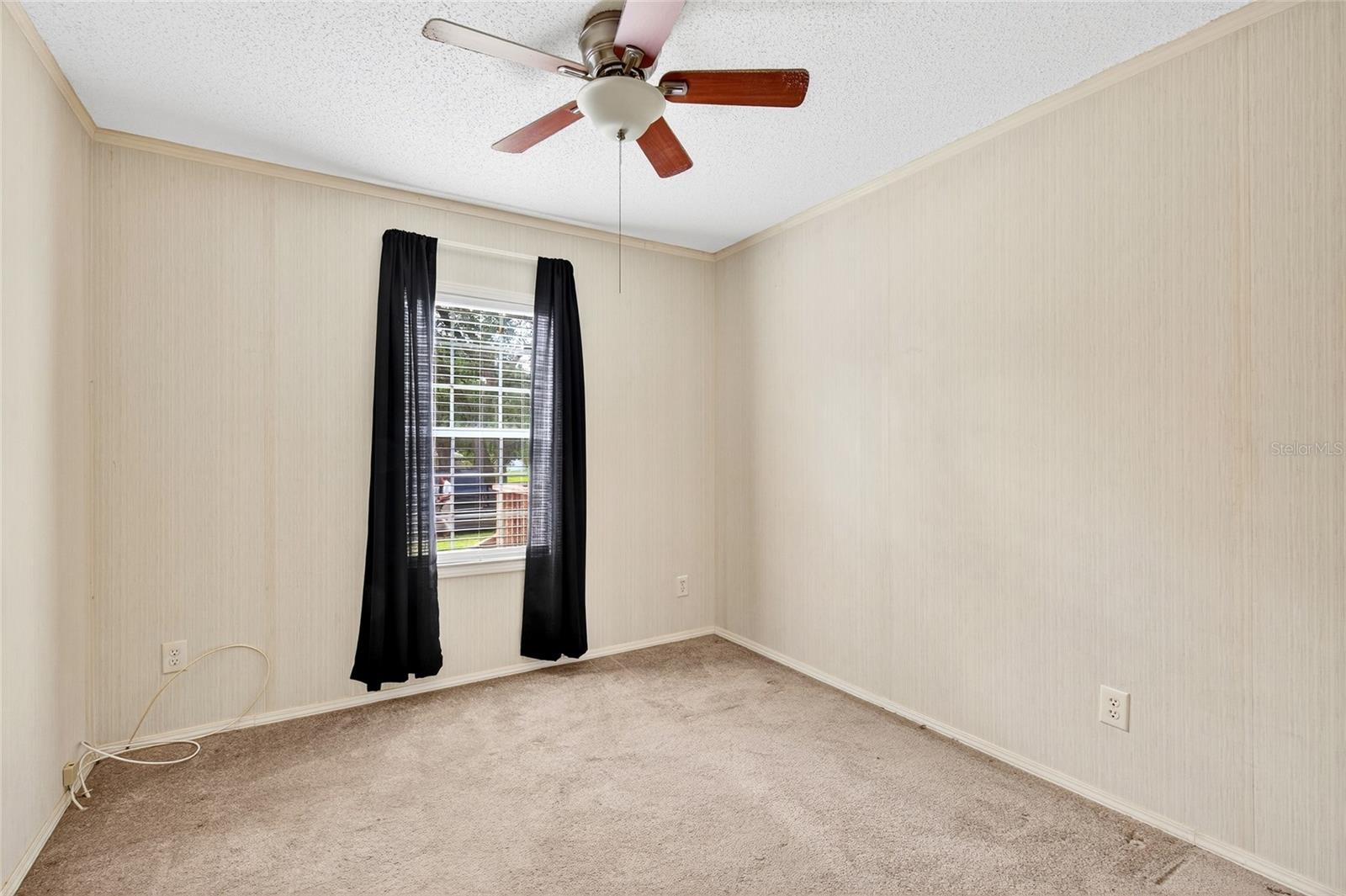 413 QUAIL ST, LADY LAKE, FL, 32159