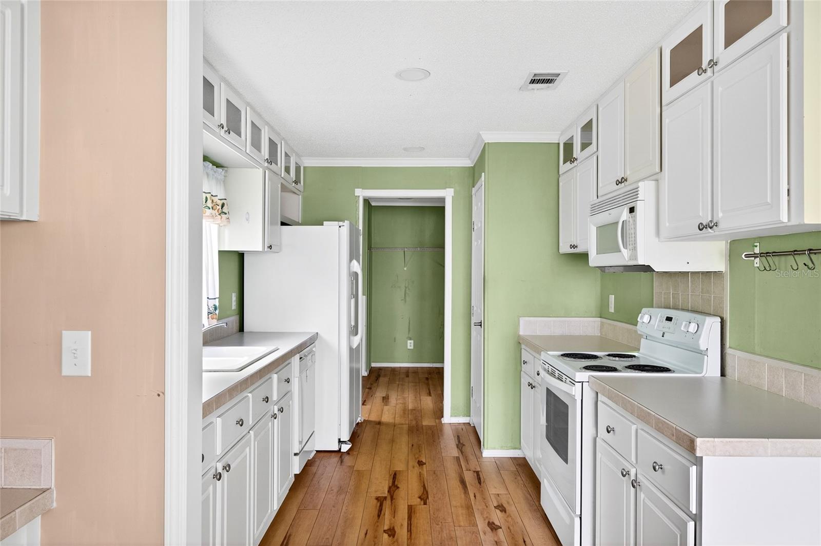 413 QUAIL ST, LADY LAKE, FL, 32159