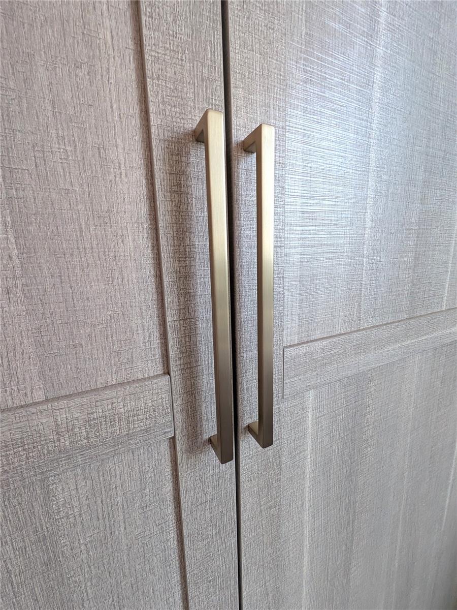 Pietra Finished California Closet Murphy Bed Guest Suite