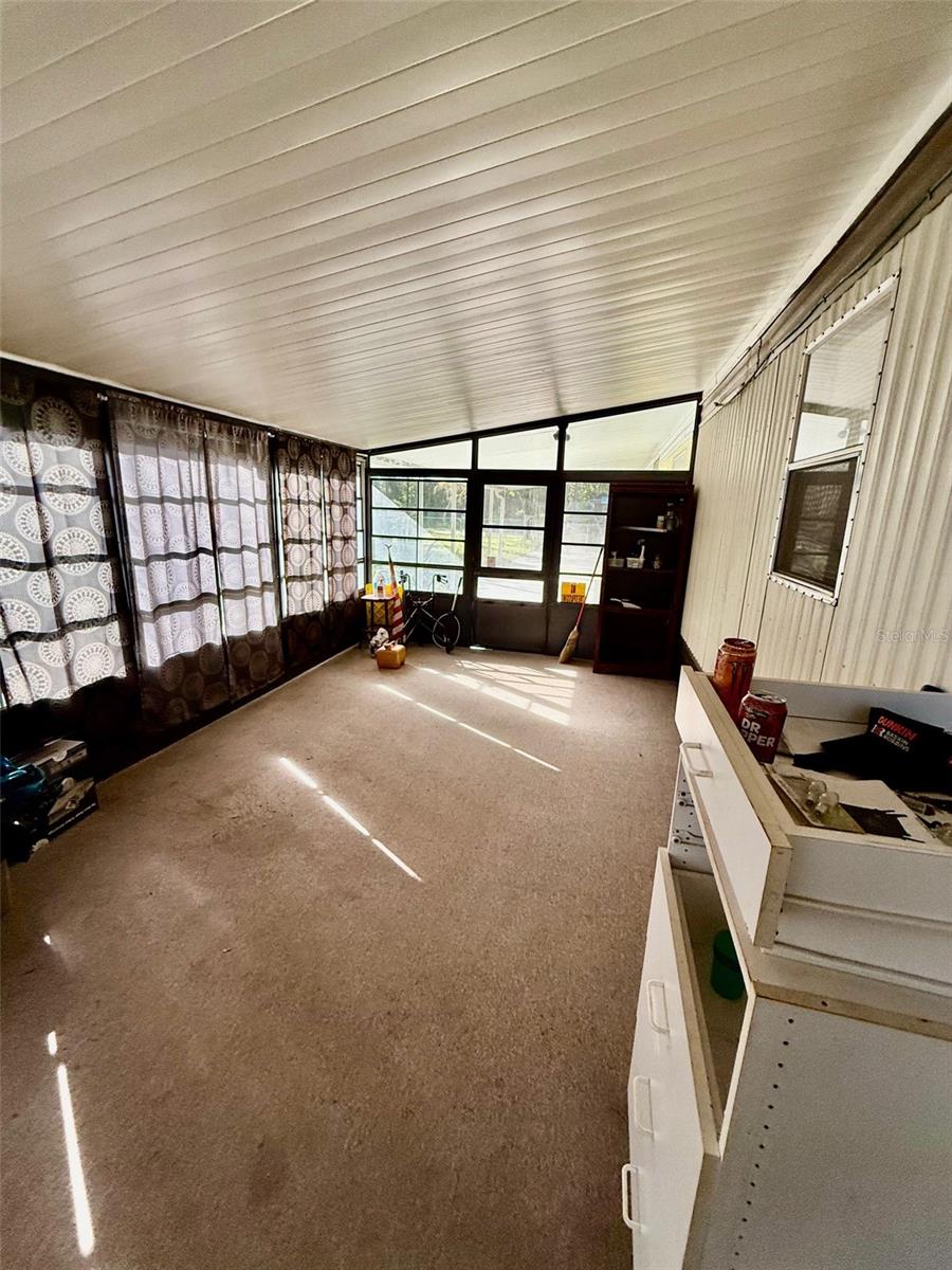 OM711415 Property Photo