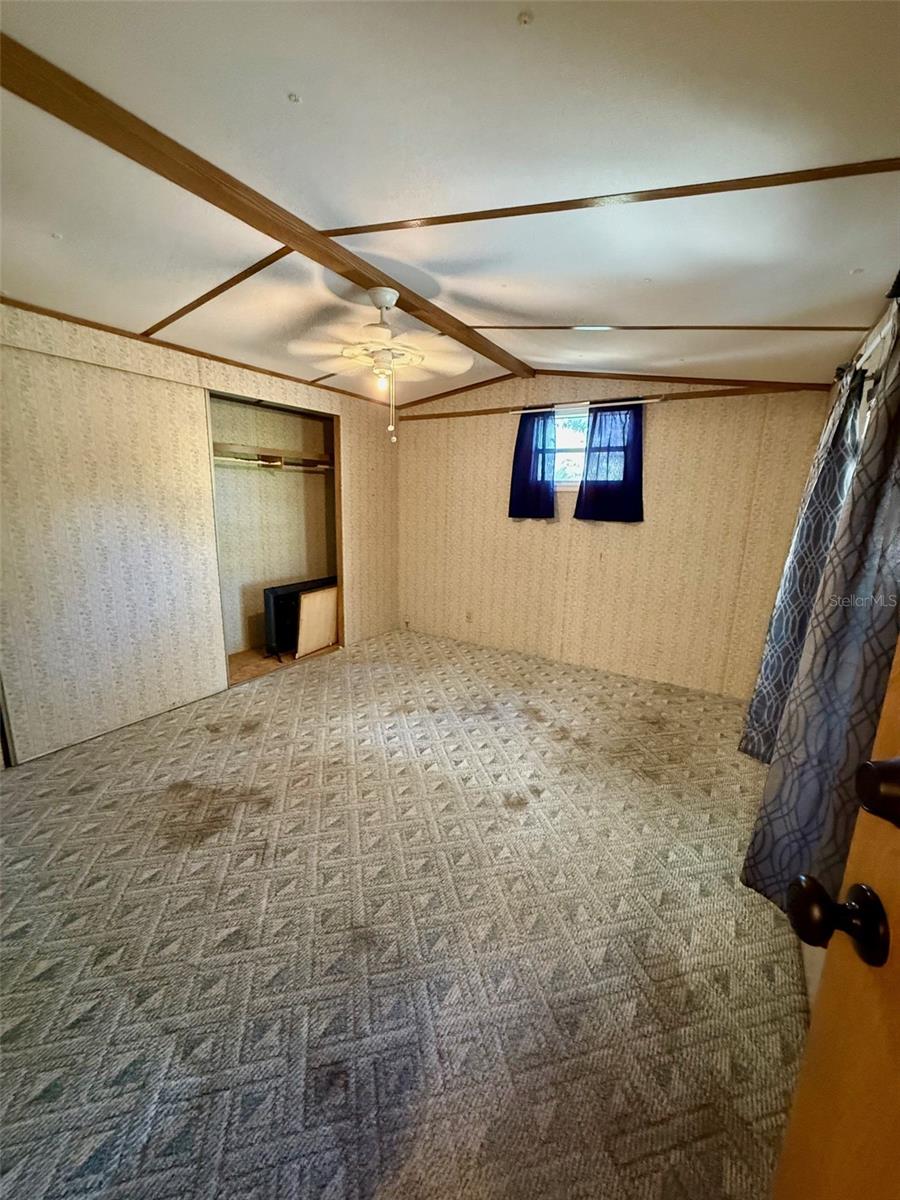 OM711415 Property Photo