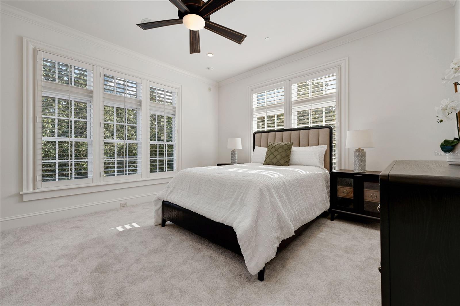 O6352208 Property Photo