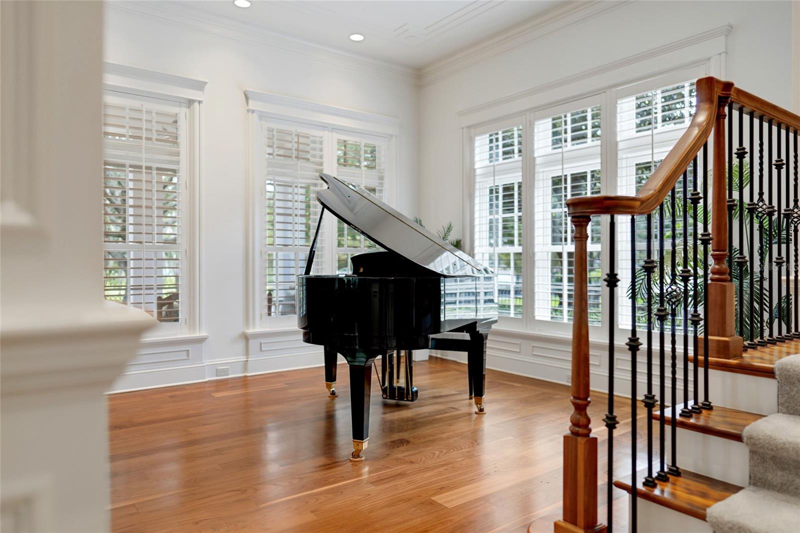 O6352208 Property Photo