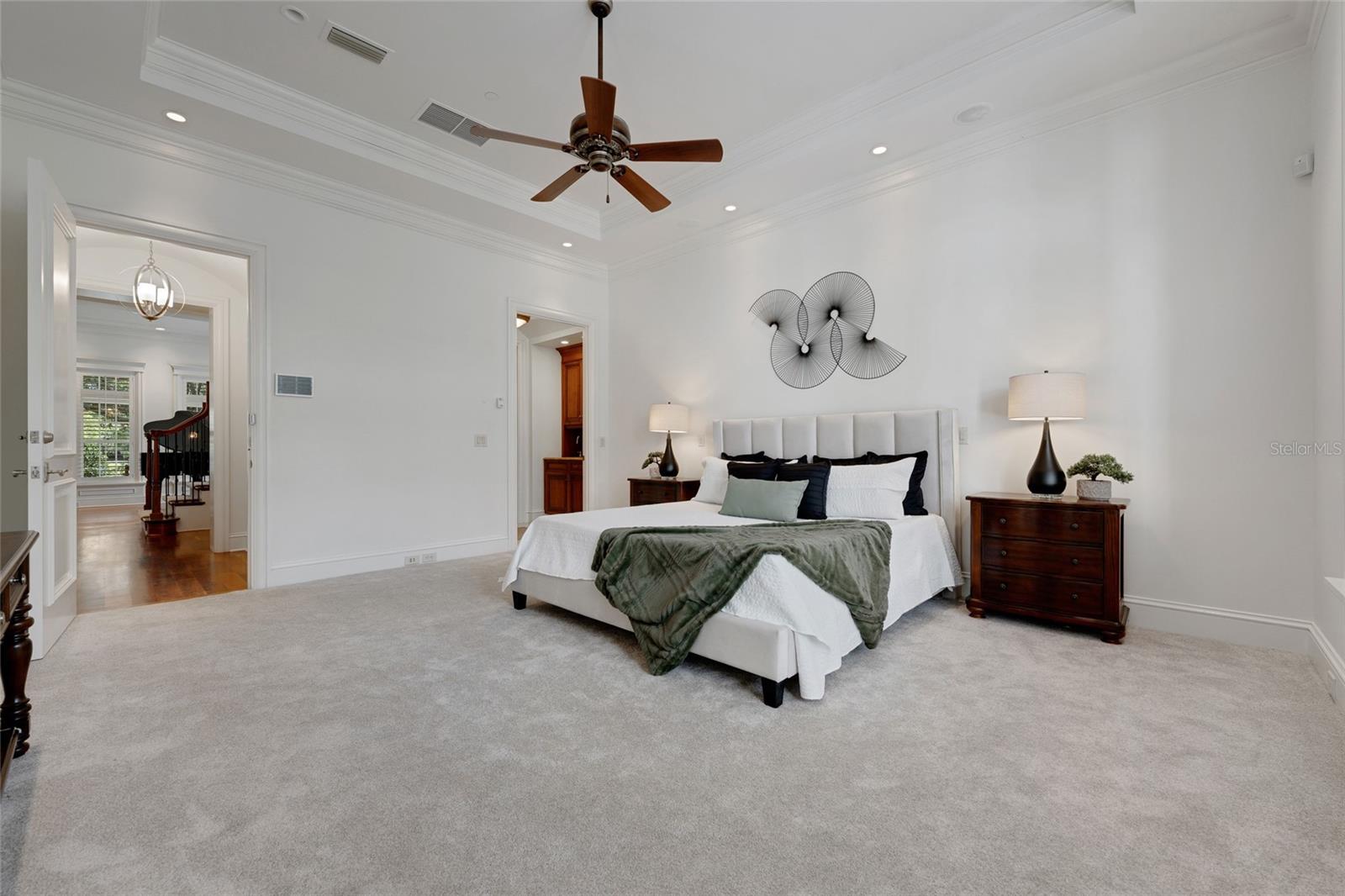 O6352208 Property Photo