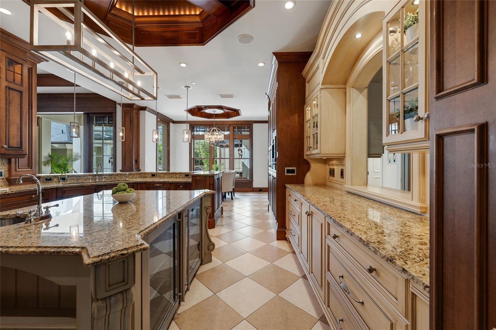 O6352208 Property Photo