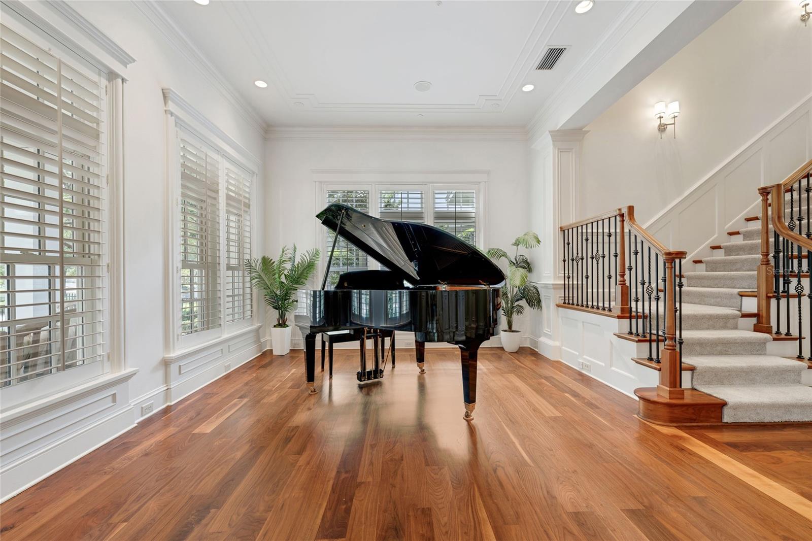 O6352208 Property Photo