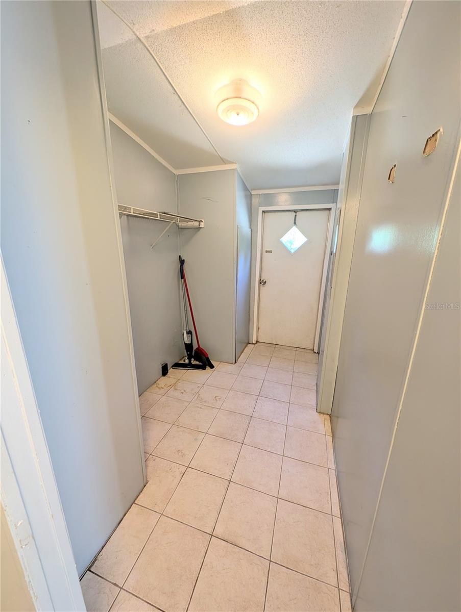 OM711423 Property Photo