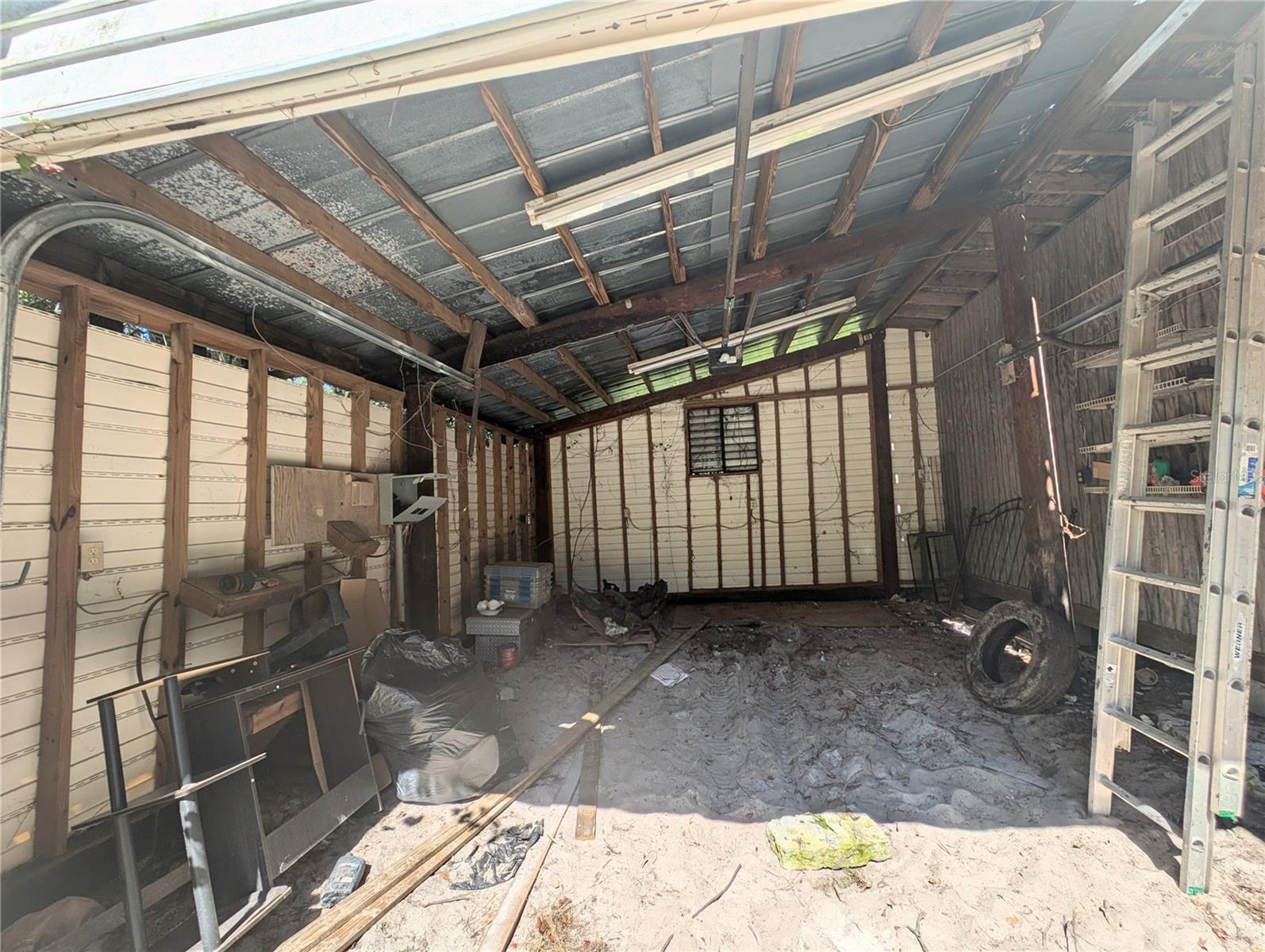 OM711423 Property Photo