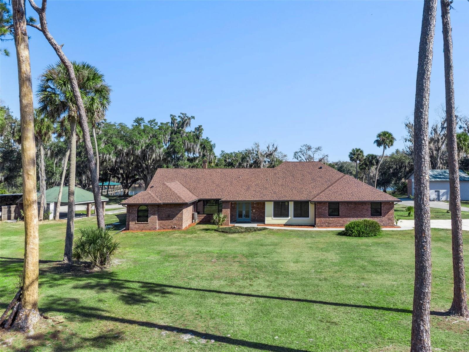 2565 E OSCEOLA RD, GENEVA, FL, 32732