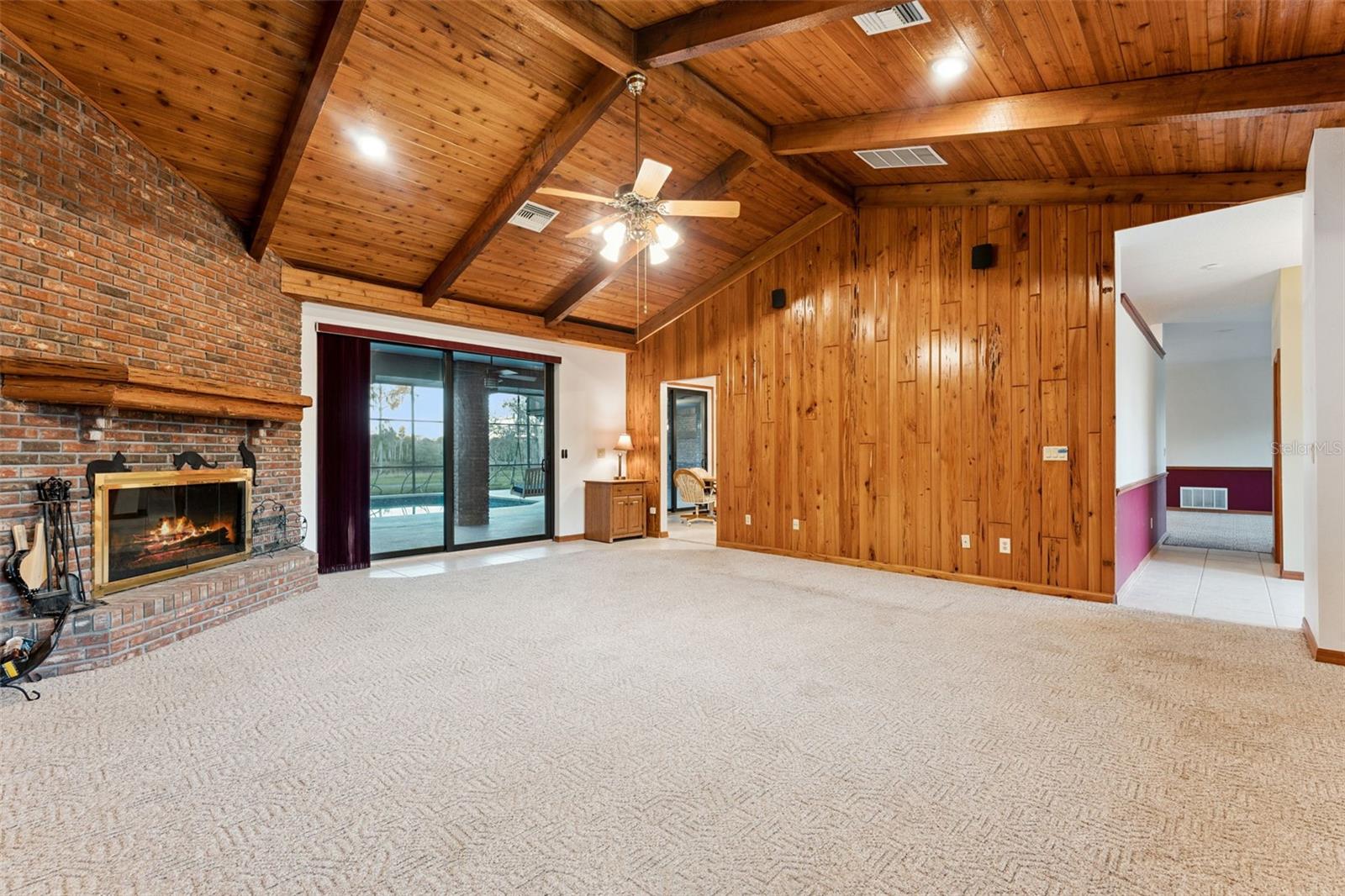 2565 E OSCEOLA RD, GENEVA, FL, 32732