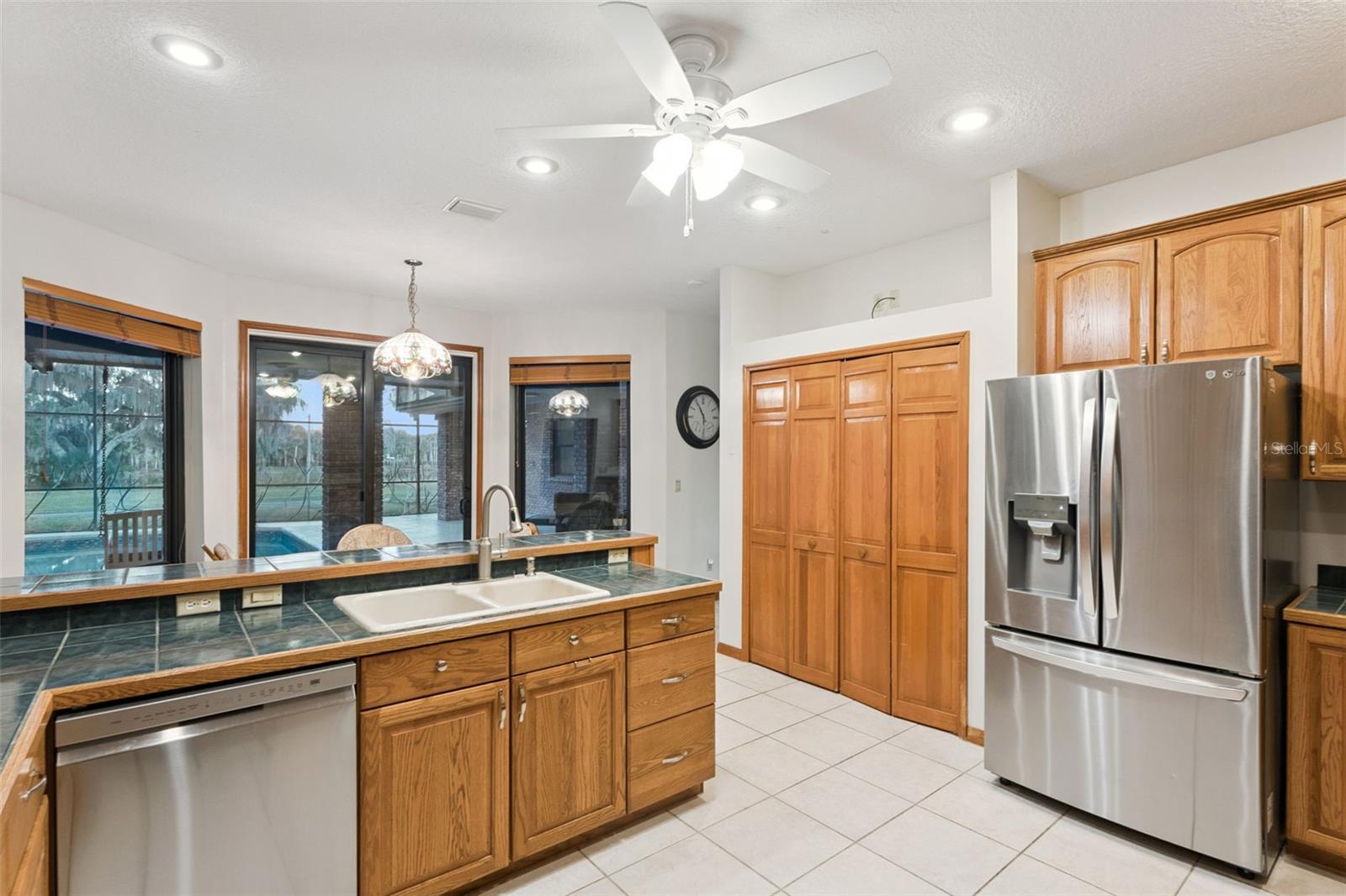 2565 E OSCEOLA RD, GENEVA, FL, 32732