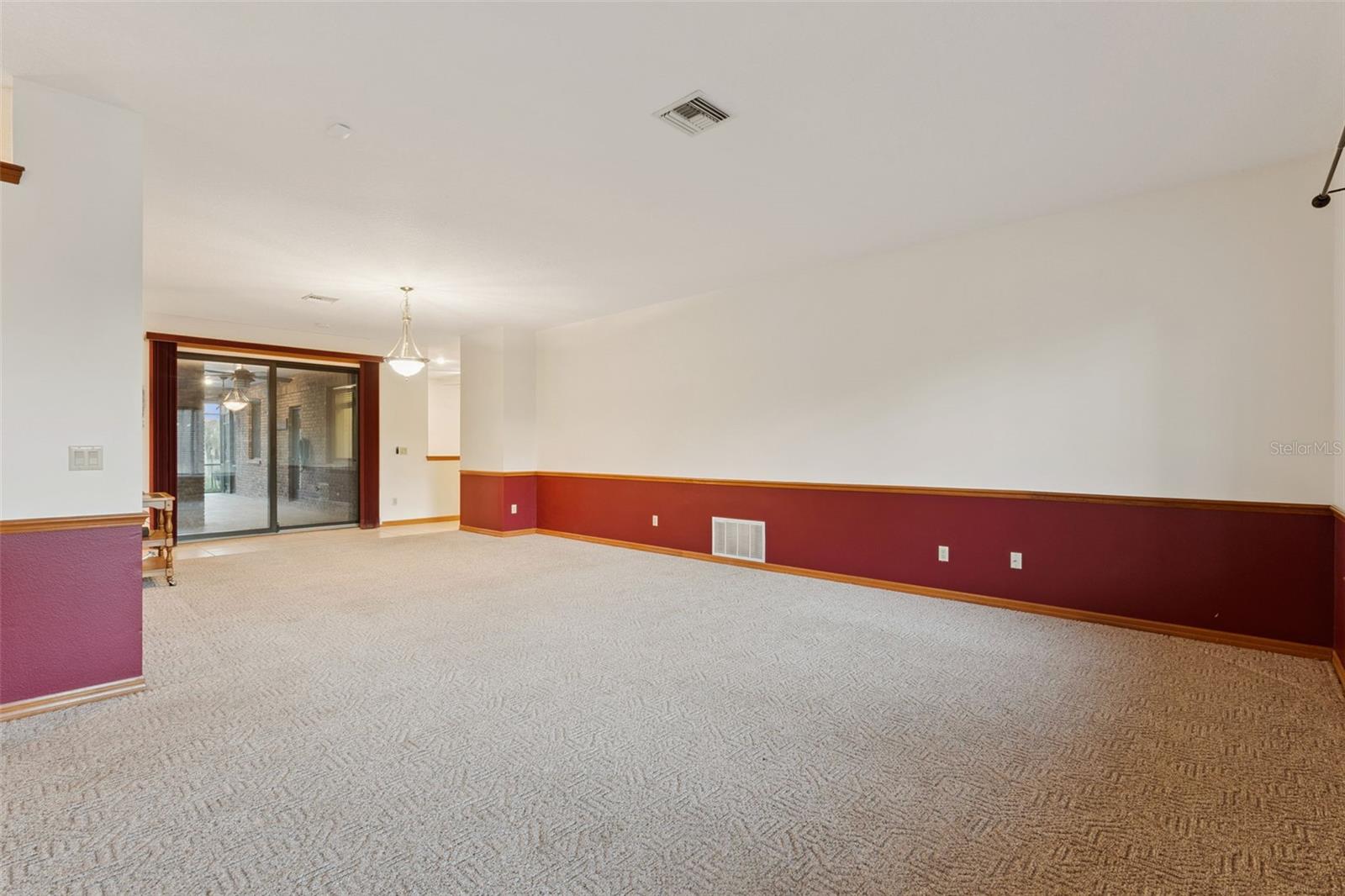 2565 E OSCEOLA RD, GENEVA, FL, 32732