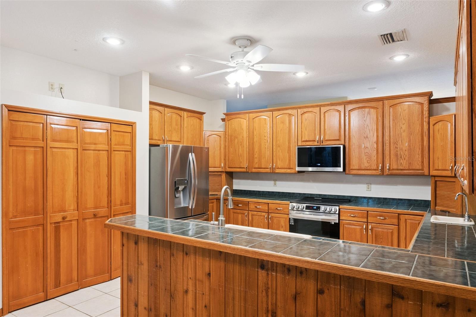 2565 E OSCEOLA RD, GENEVA, FL, 32732