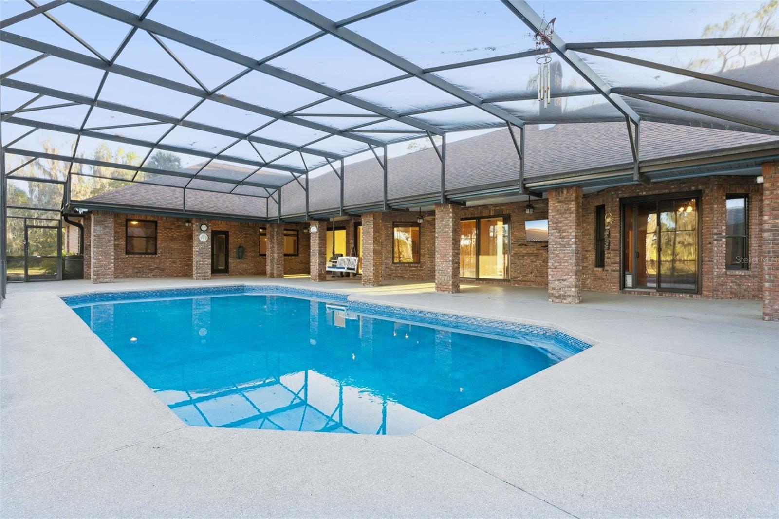 2565 E OSCEOLA RD, GENEVA, FL, 32732