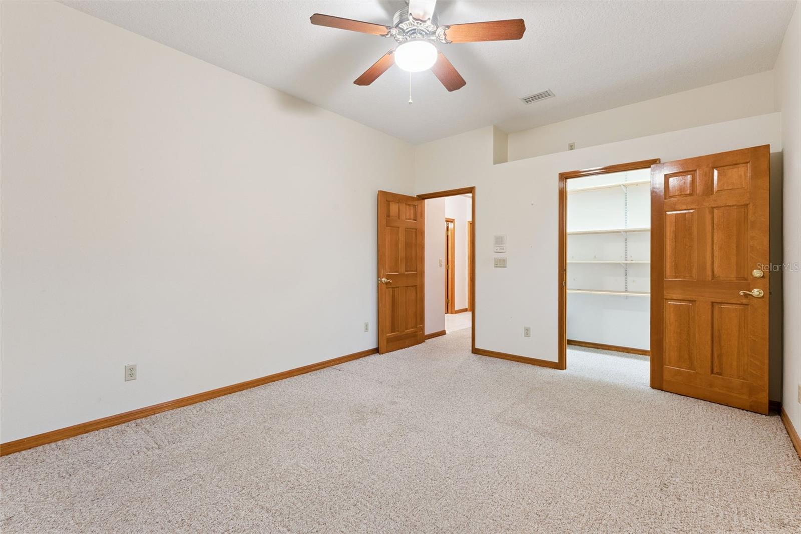 2565 E OSCEOLA RD, GENEVA, FL, 32732