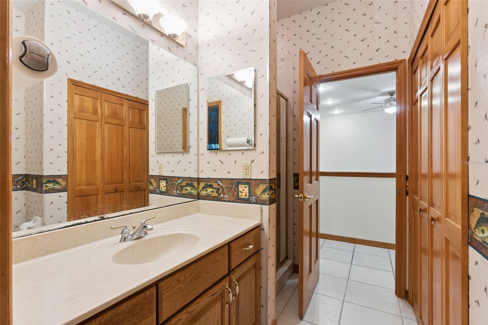 2565 E OSCEOLA RD, GENEVA, FL, 32732