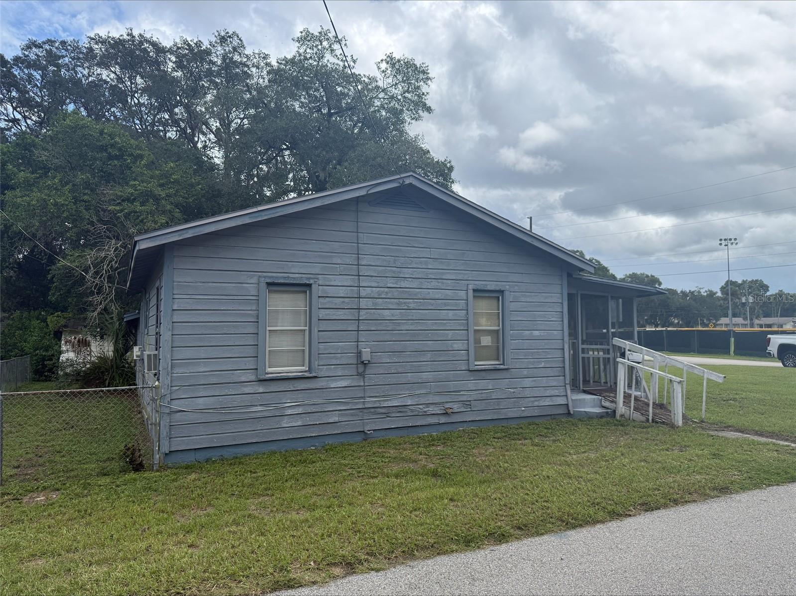 V4945371 Property Photo