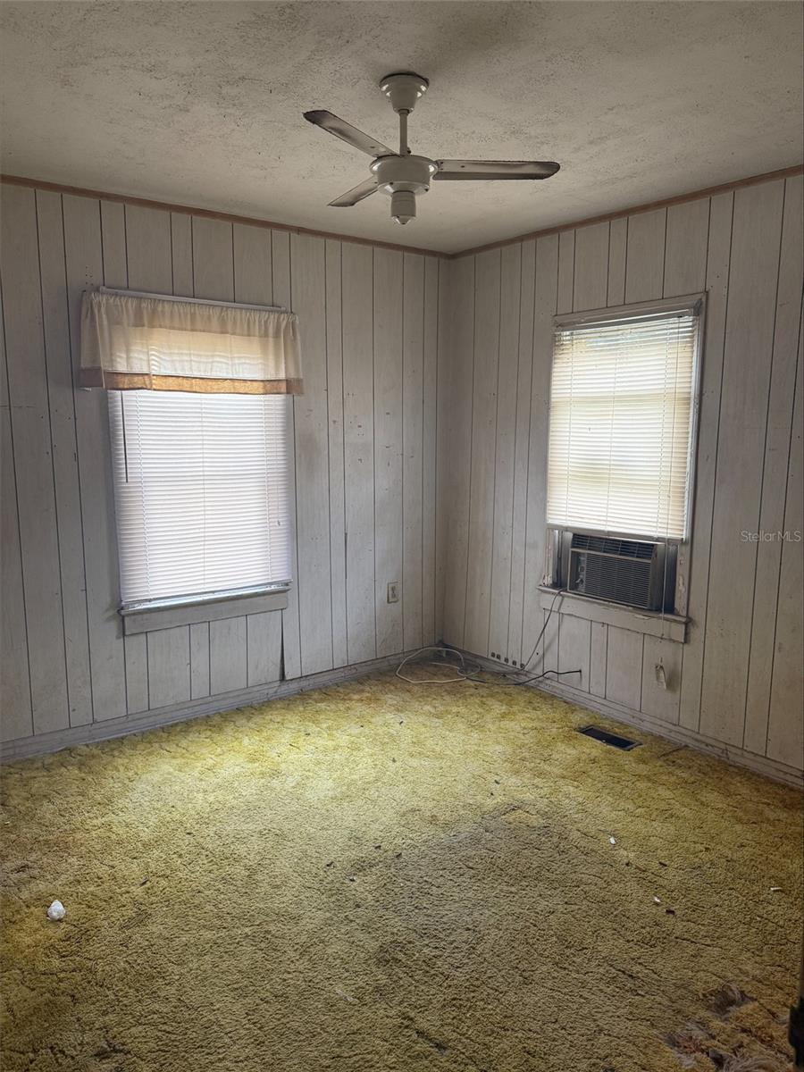 V4945371 Property Photo