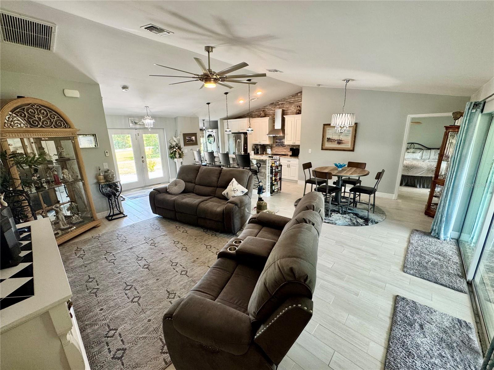 3714 GULFBREEZE LN, PUNTA GORDA, FL, 33950