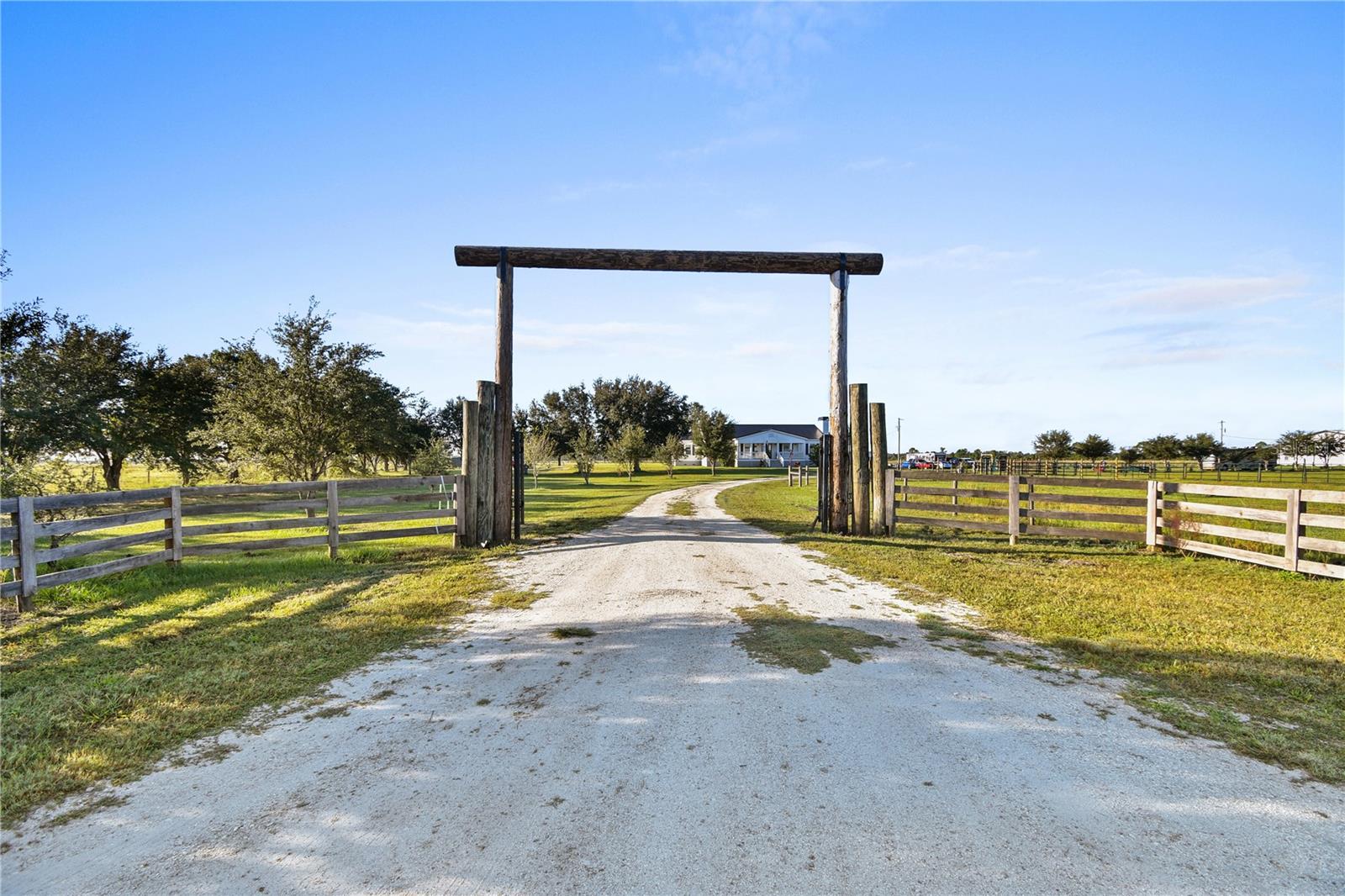 10807 NW LILY COUNTY LINE RD, ONA, FL, 33865
