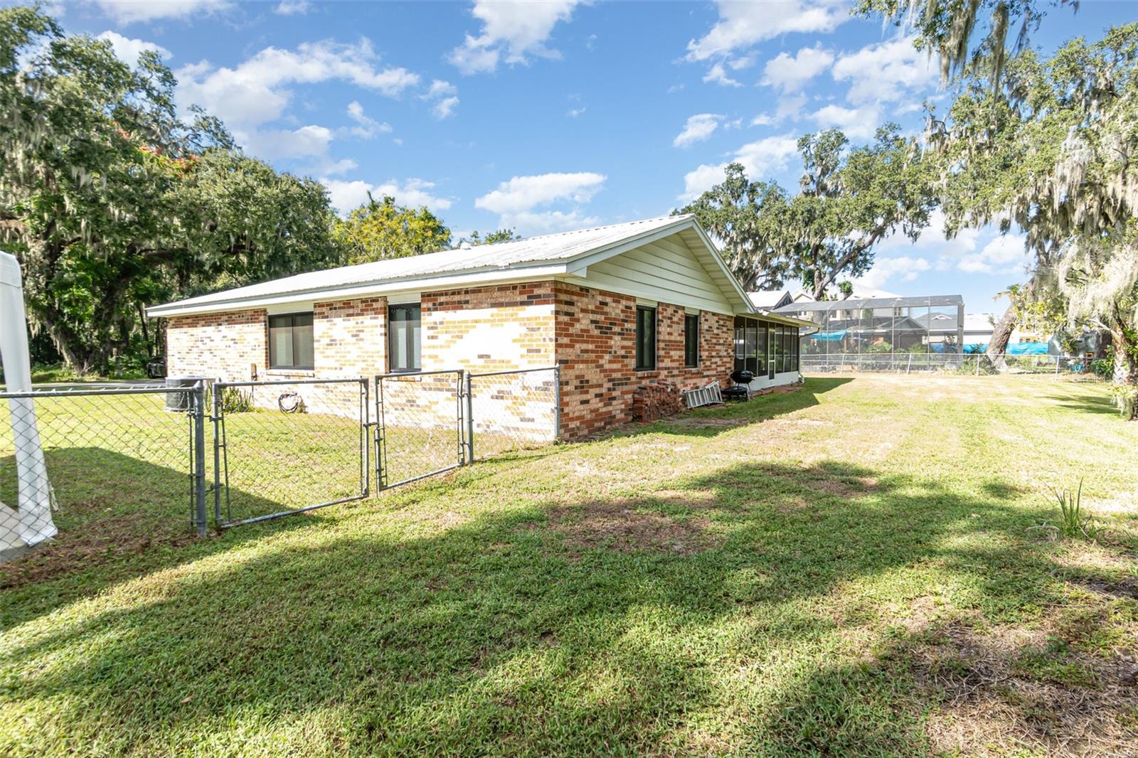 1004 MONTEREY DR, LEESBURG, FL, 34748