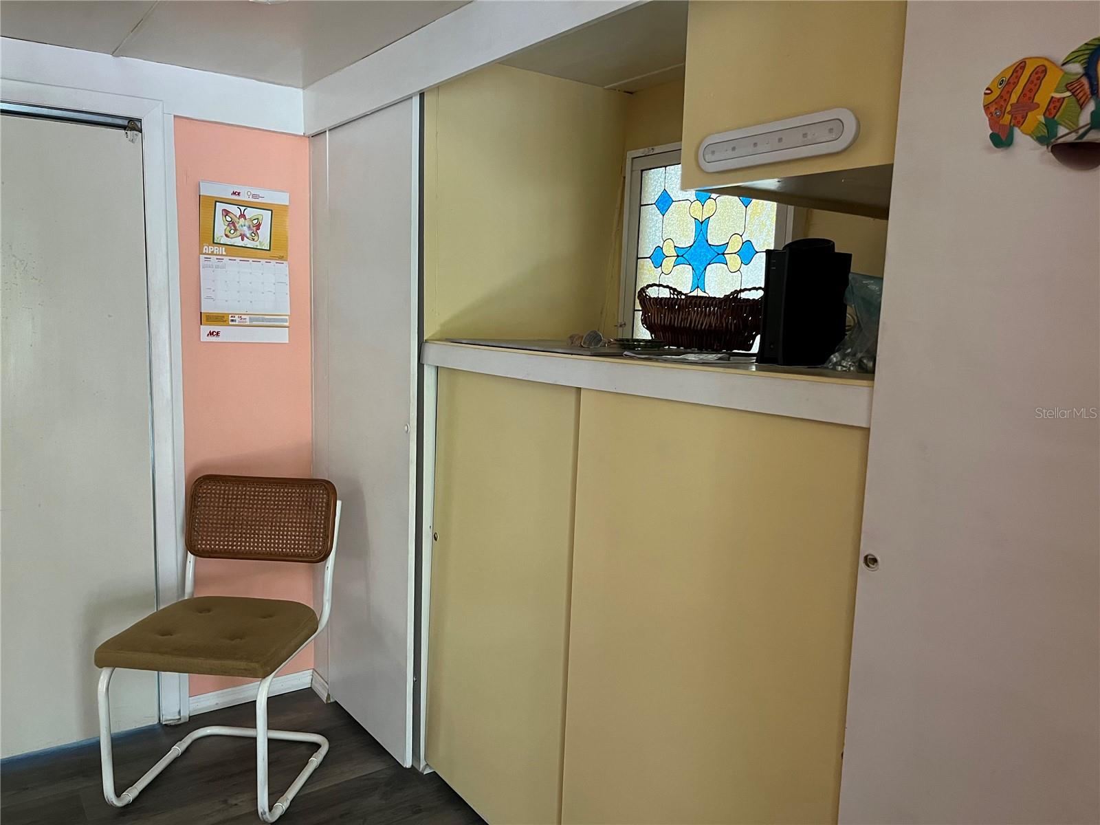 TB8437666 Property Photo