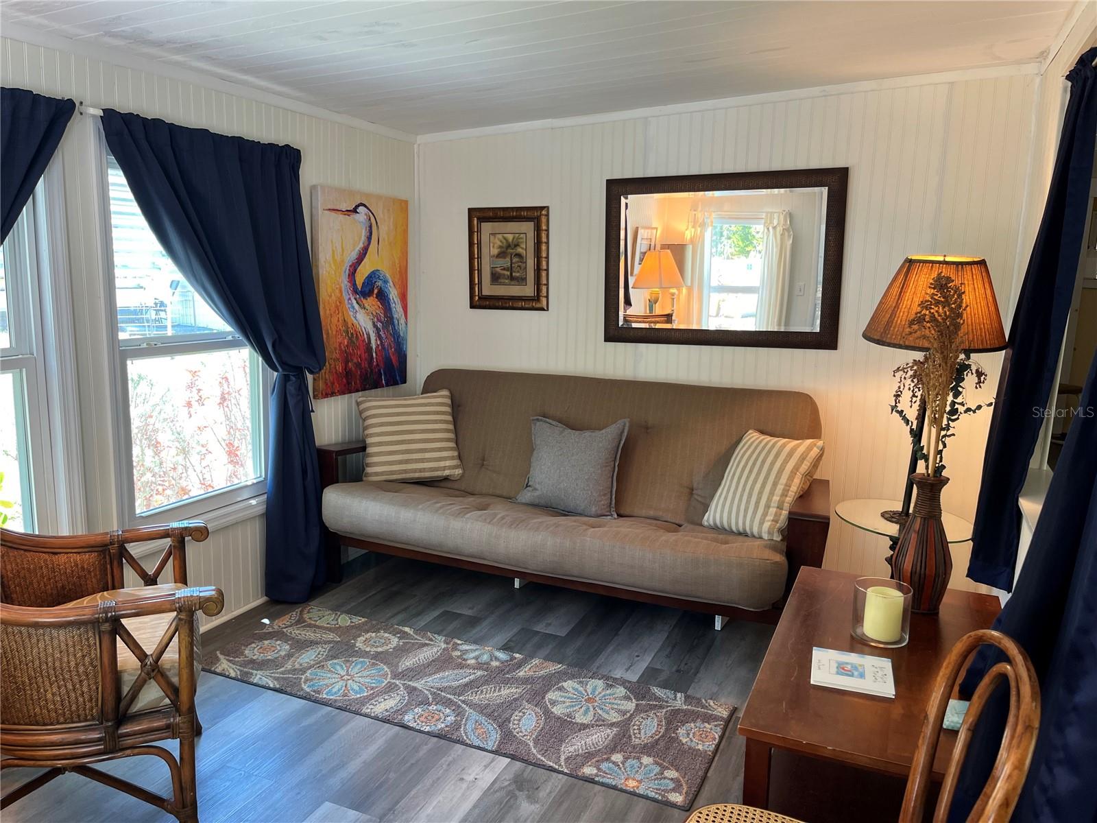 TB8437666 Property Photo