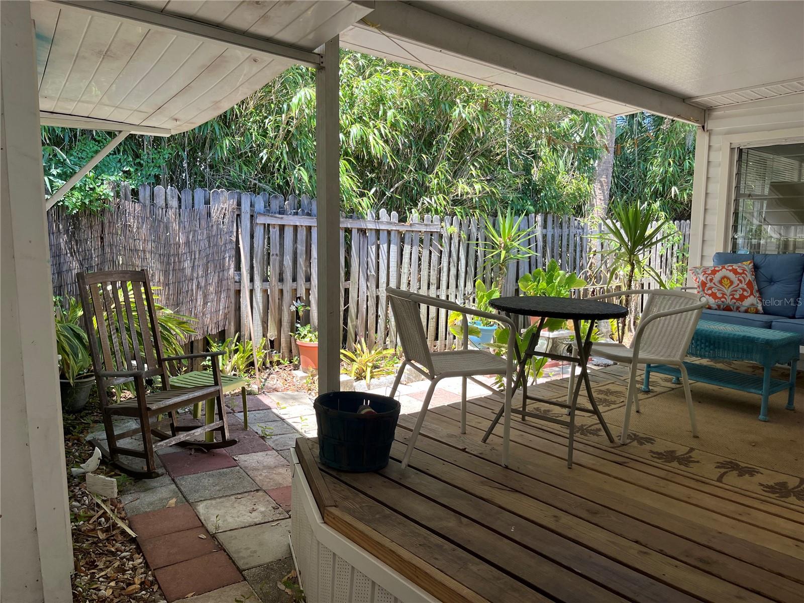 TB8437666 Property Photo