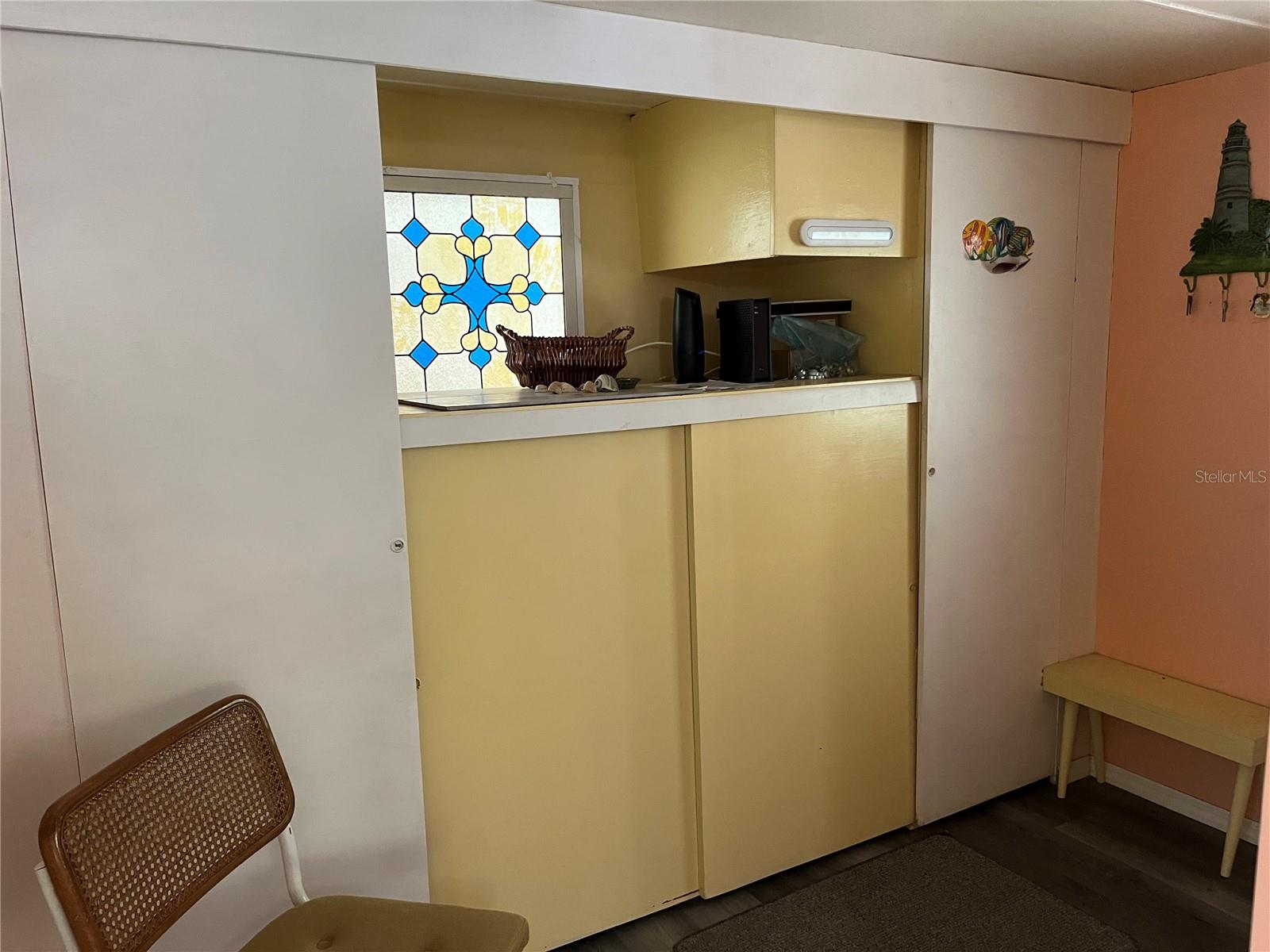 TB8437666 Property Photo