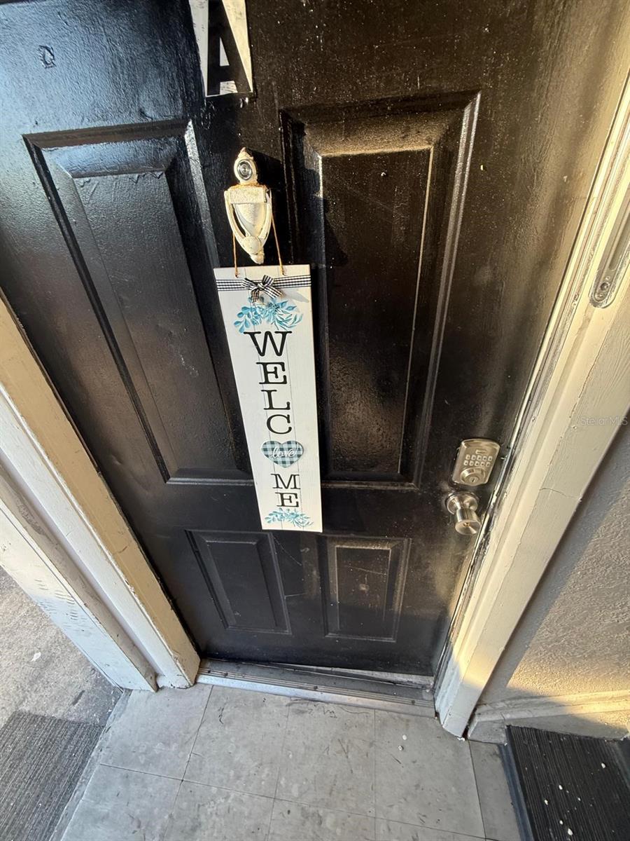 O6352318 Property Photo