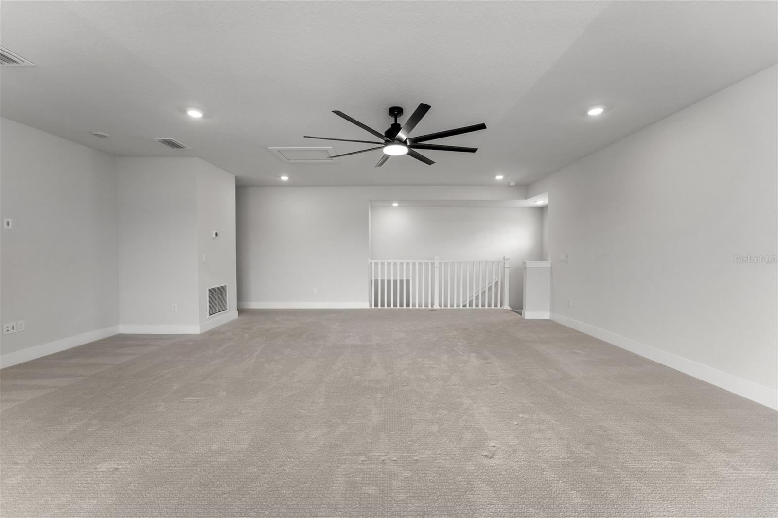 8541 IVY STARK BLVD, WESLEY CHAPEL, FL, 33545