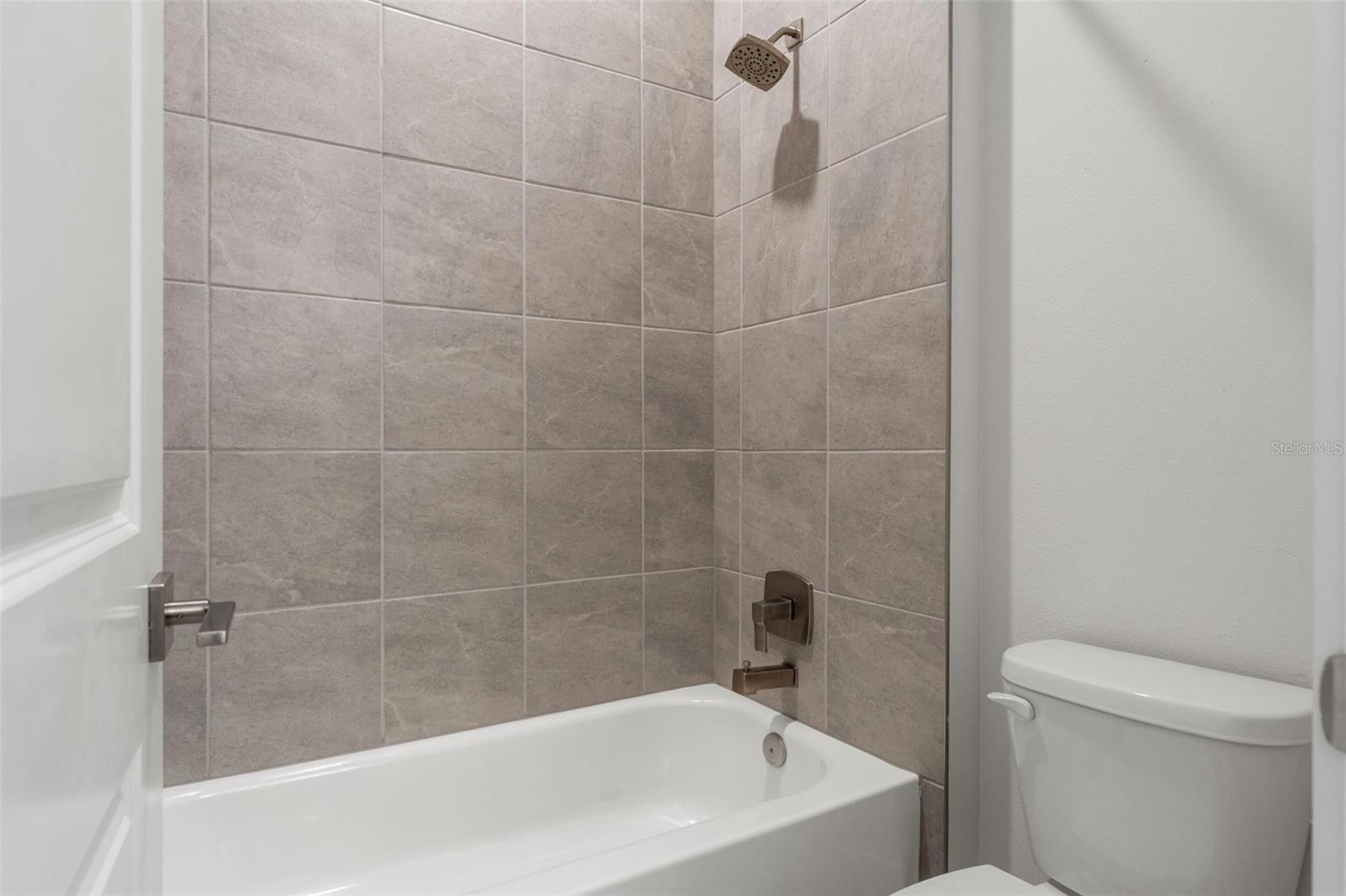 8541 IVY STARK BLVD, WESLEY CHAPEL, FL, 33545