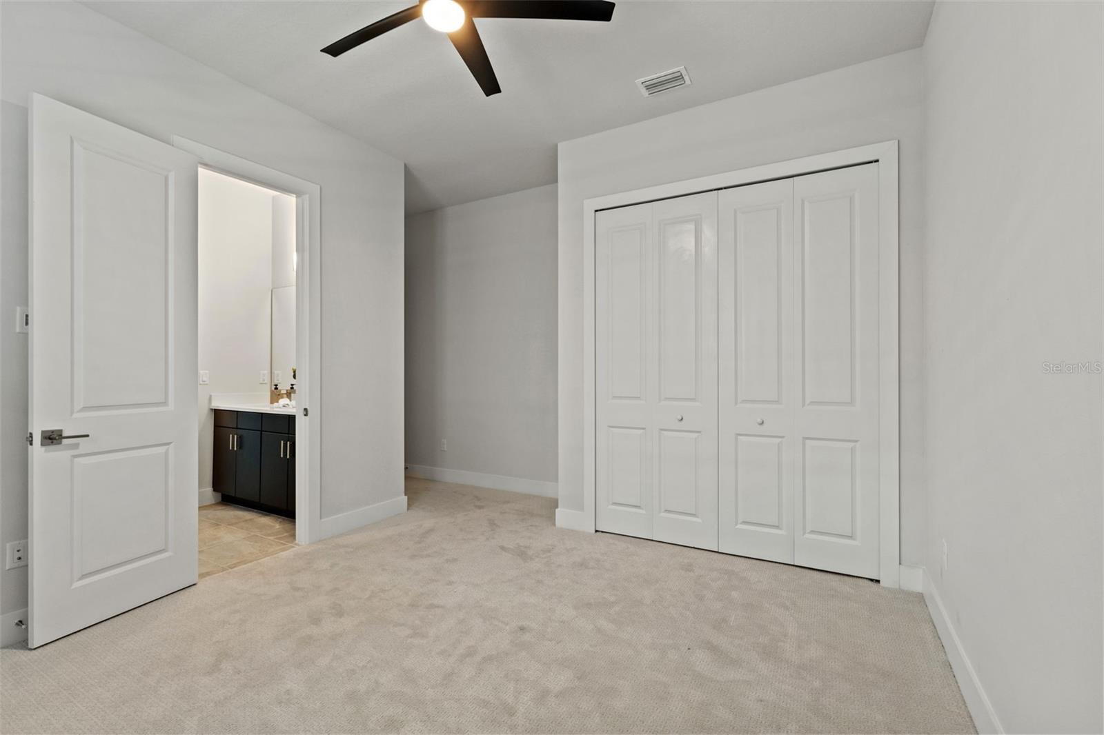 8541 IVY STARK BLVD, WESLEY CHAPEL, FL, 33545