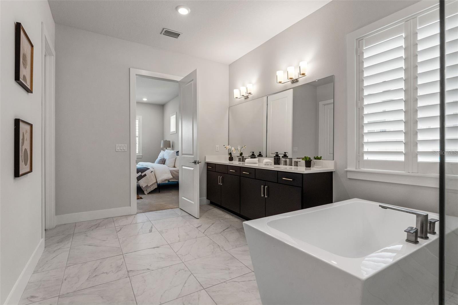 8541 IVY STARK BLVD, WESLEY CHAPEL, FL, 33545