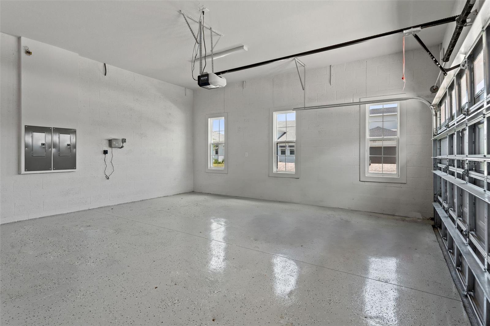 8541 IVY STARK BLVD, WESLEY CHAPEL, FL, 33545