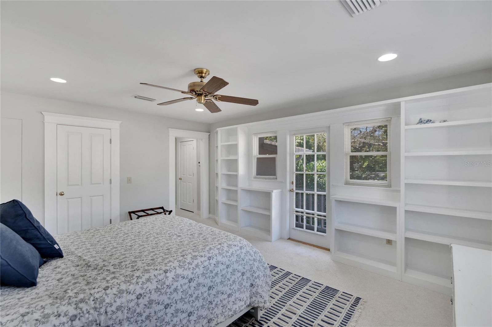 3006 W HARBOR VIEW AVE, TAMPA, FL, 33611