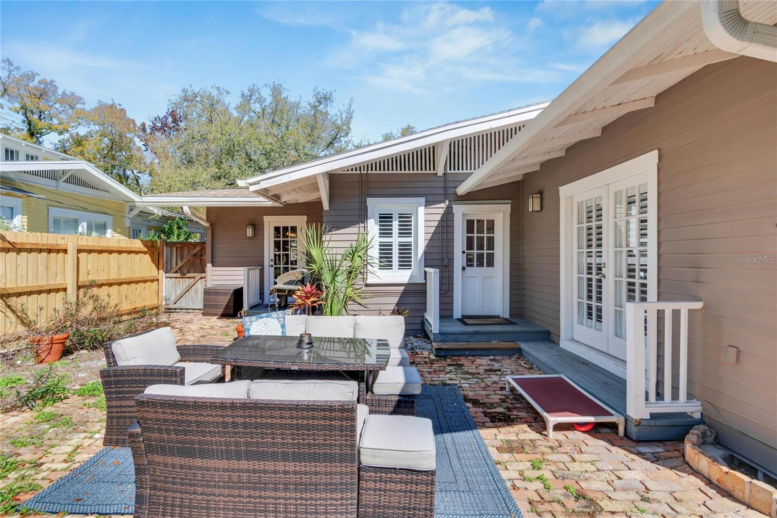 3006 W HARBOR VIEW AVE, TAMPA, FL, 33611