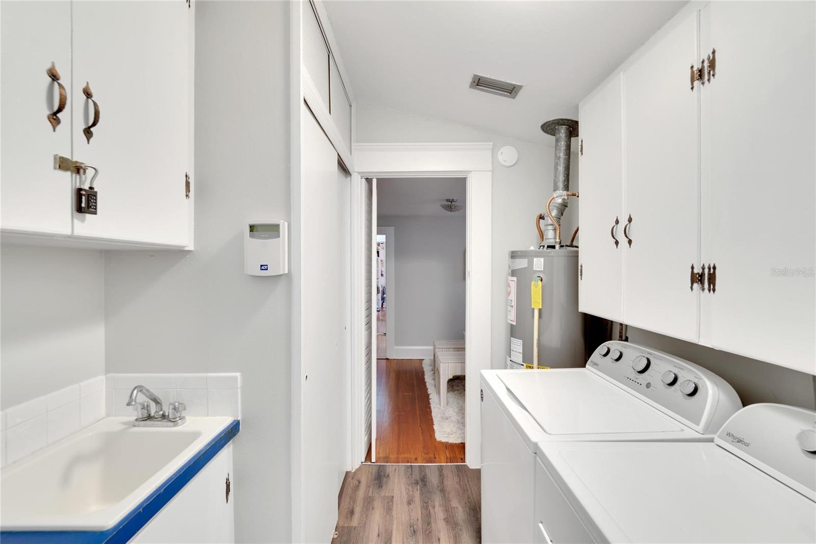 3006 W HARBOR VIEW AVE, TAMPA, FL, 33611