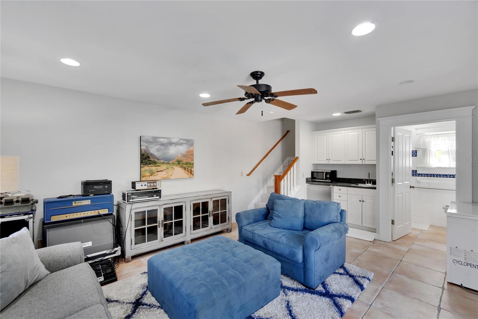 3006 W HARBOR VIEW AVE, TAMPA, FL, 33611