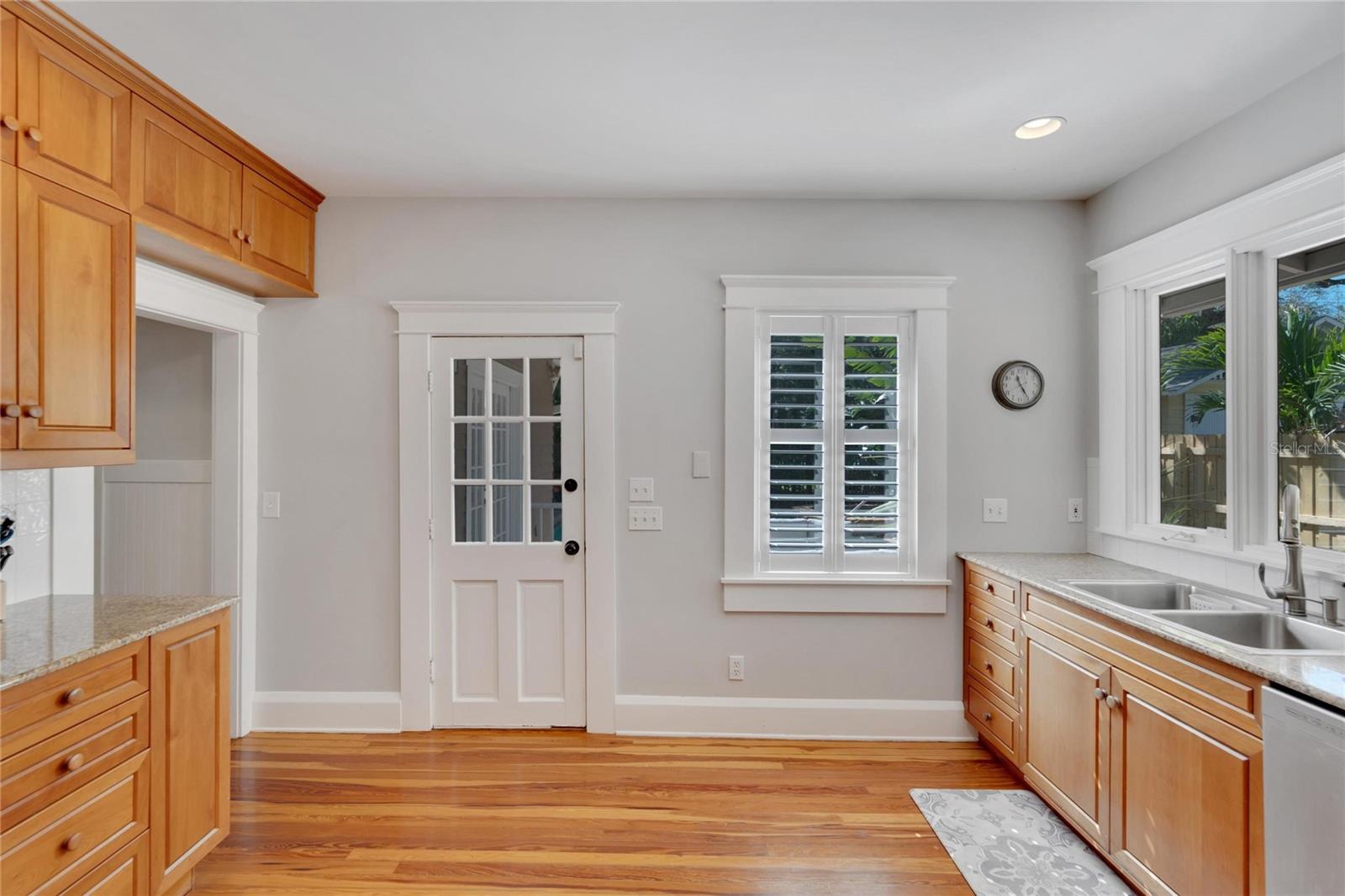 3006 W HARBOR VIEW AVE, TAMPA, FL, 33611