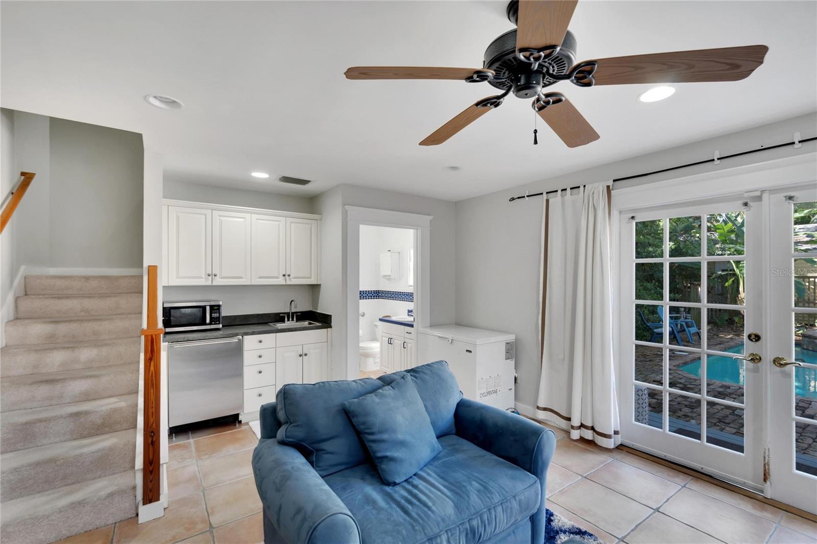 3006 W HARBOR VIEW AVE, TAMPA, FL, 33611