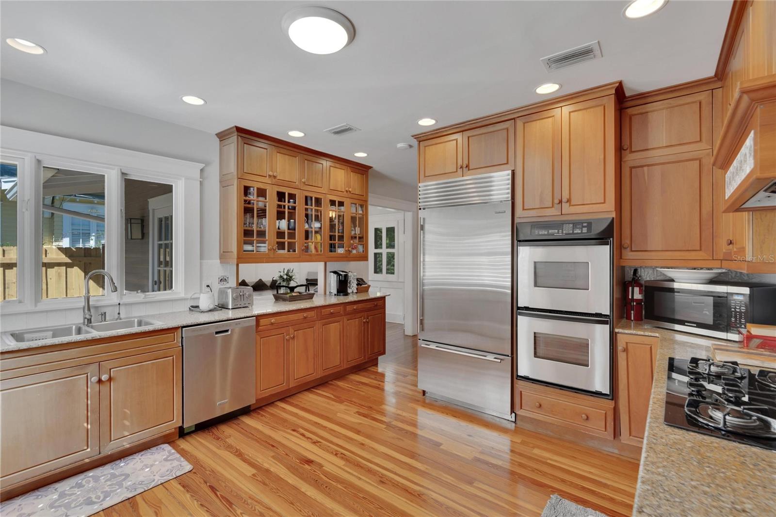 3006 W HARBOR VIEW AVE, TAMPA, FL, 33611